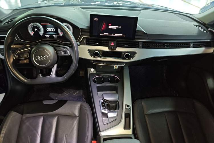 Used Audi A5 2021 Sportback 40 TFSI Fashionable and Dynamic Model Center Console