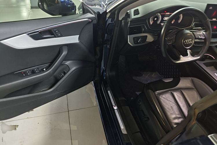 Used Audi A5 2021 Sportback 40 TFSI Fashionable and Dynamic Model Driver Seat