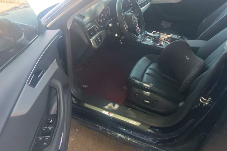 Used Audi A5 2021 Sportback 40 TFSI Stylish and Elegant Model Driver Seat