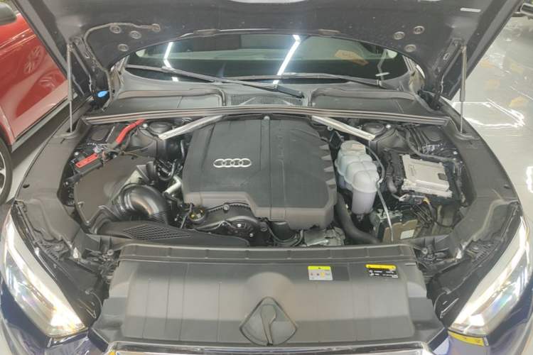 Used Audi A5 2021 Sportback 40 TFSI Stylish and Elegant Model Engine Bay