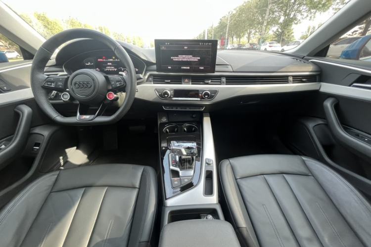 Used Audi A5 2021 Sportback 40 TFSI Stylish and Elegant Model Interior 1
