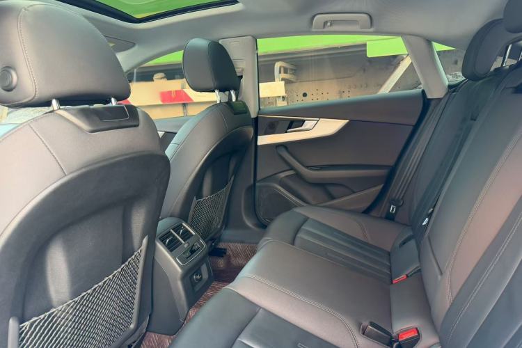 Used Audi A5 2021 Sportback 40 TFSI Stylish and Elegant Model Interior 3