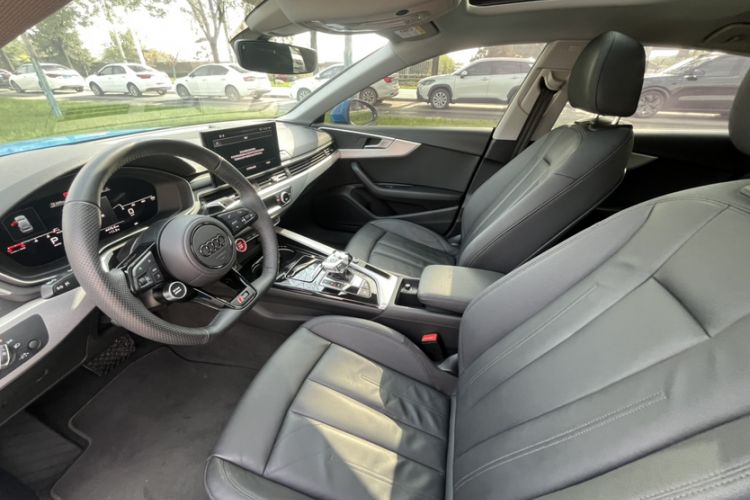Used Audi A5 2021 Sportback 40 TFSI Stylish and Elegant Model Interior 4