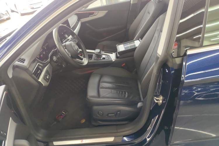 Used Audi A5 2021 Sportback 40 TFSI Fashionable and Dynamic Model Left Front Seat