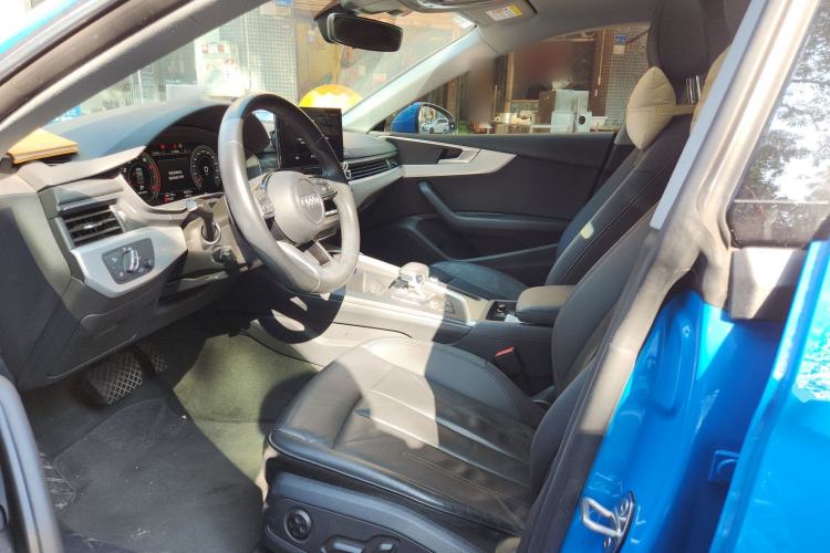 Used Audi A5 2021 Sportback 40 TFSI Stylish and Elegant Model Left Front Seat