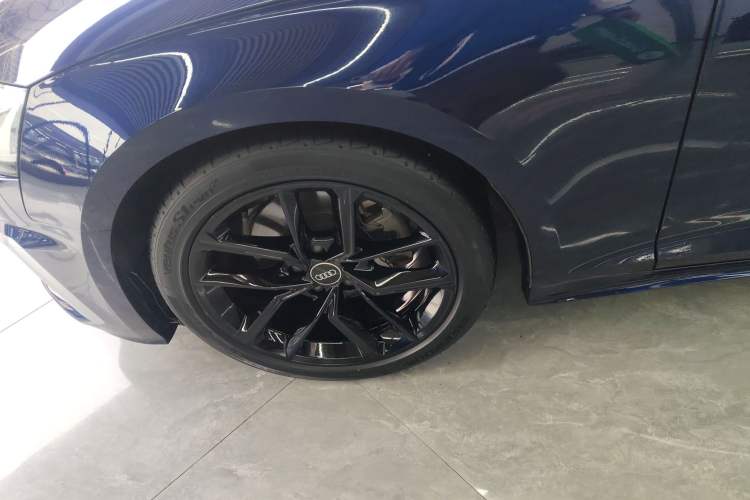 Used Audi A5 2021 Sportback 40 TFSI Fashionable and Dynamic Model Left Front Wheel Hub