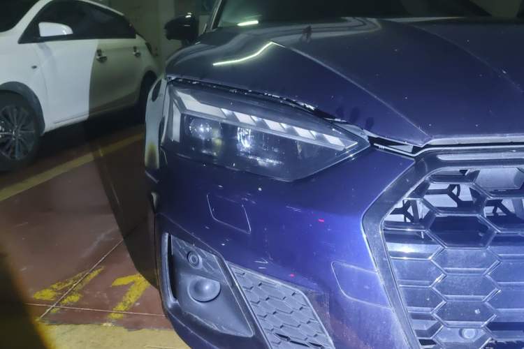 Used Audi A5 2021 Sportback 40 TFSI Stylish and Elegant Model Right Front Headlight
