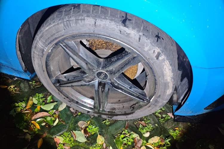 Used Audi A5 2021 Sportback 40 TFSI Stylish and Elegant Model Right Front Wheel Hub