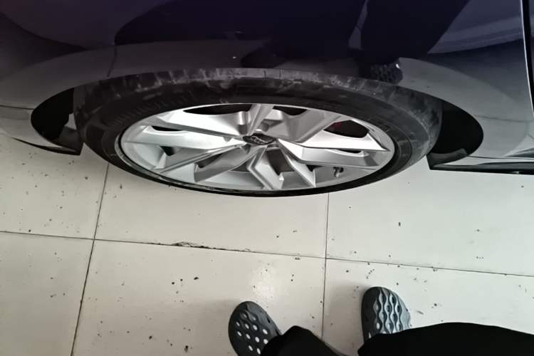 Used Audi A5 2021 Sportback 40 TFSI Stylish and Elegant Model Right Rear Wheel Hub