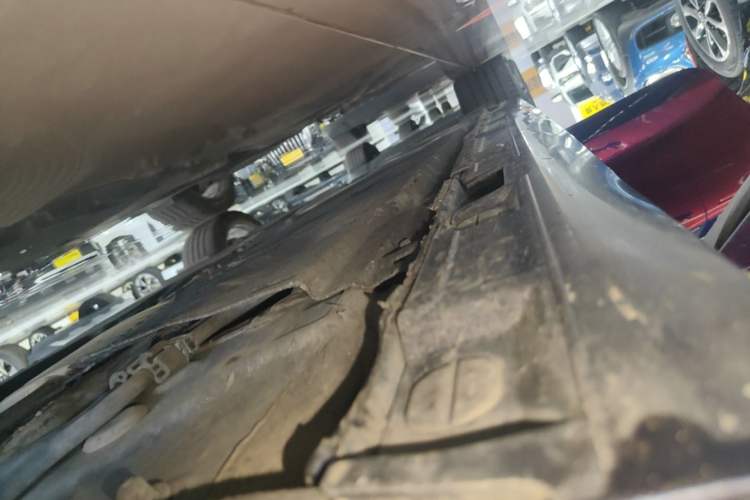 Used Audi A5 2021 Sportback 40 TFSI Stylish and Elegant Model Right Side Sill