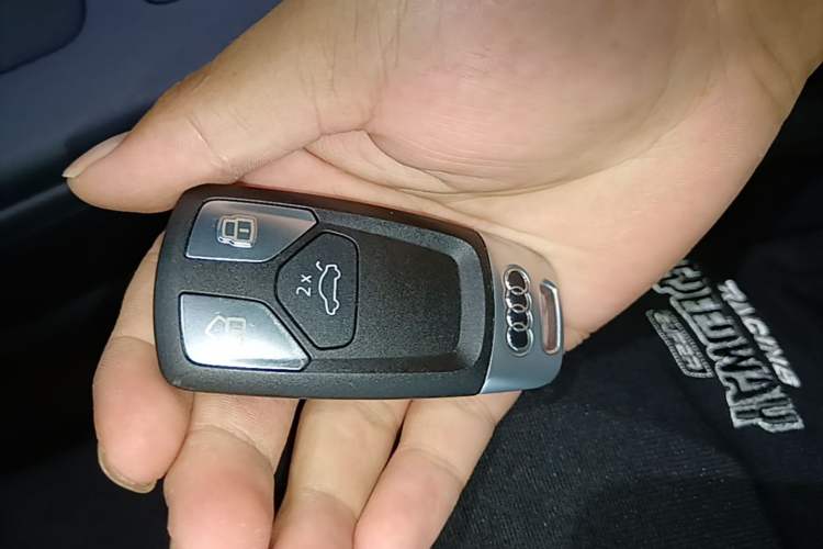 Used Audi A5 2021 Coupe 40 TFSI Fashionable and Dynamic Model Vehicle Key