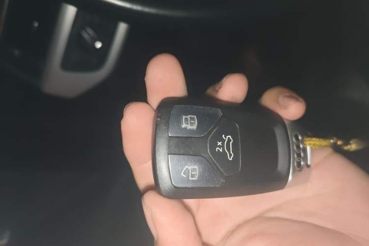 Used Audi A5 2021 Sportback 40 TFSI Stylish and Elegant Model Vehicle Key