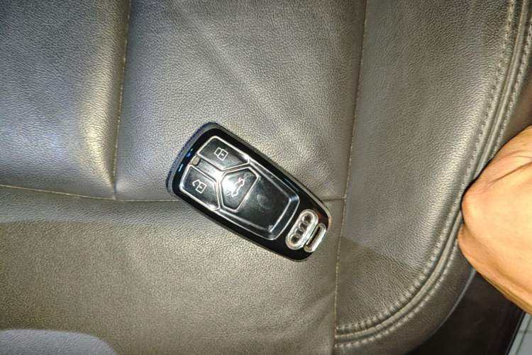 Used Audi A5 2021 Sportback 40 TFSI Fashionable and Dynamic Model Vehicle Key