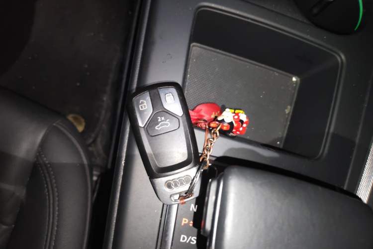 Used Audi A5 2021 Sportback 40 TFSI Stylish and Elegant Model Vehicle Key