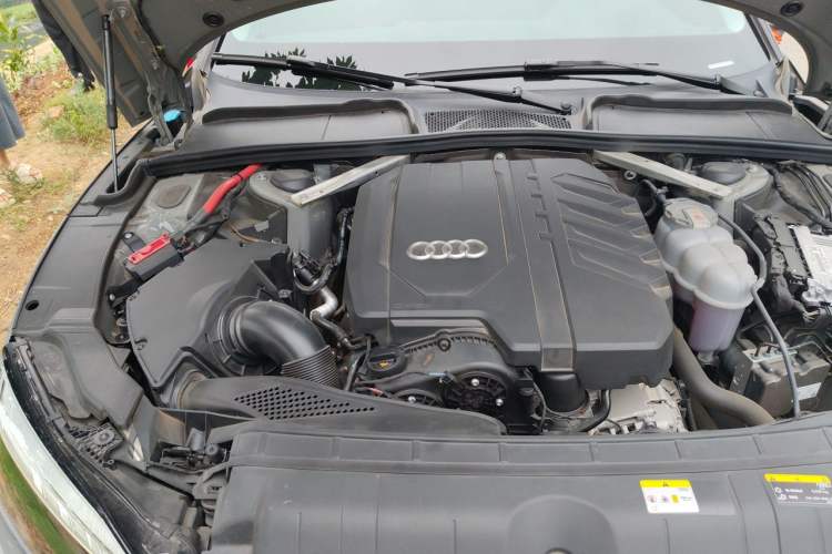 Used Audi A5 2021 Sportback 40 TFSI quattro Luxury Prestige Edition Engine Bay Right
