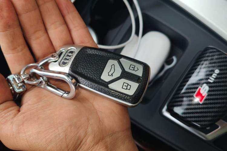 Used Audi A5 2021 Sportback 40 TFSI quattro Luxury Prestige Edition Vehicle Key