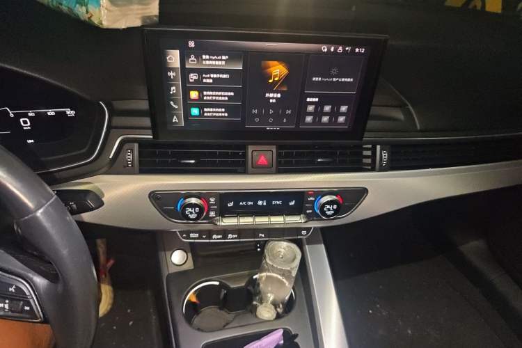 Used Audi A5 2021 Coupe 40 TFSI Fashionable and Dynamic Model Audio And AC Panel
