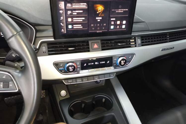 Used Audi A5 2021 Sportback 40 TFSI quattro Luxury Dynamic Model Audio And AC Panel