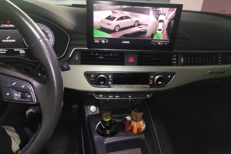 Used Audi A5 2021 Sportback 40 TFSI quattro Luxury Dynamic Model Audio And AC Panel
