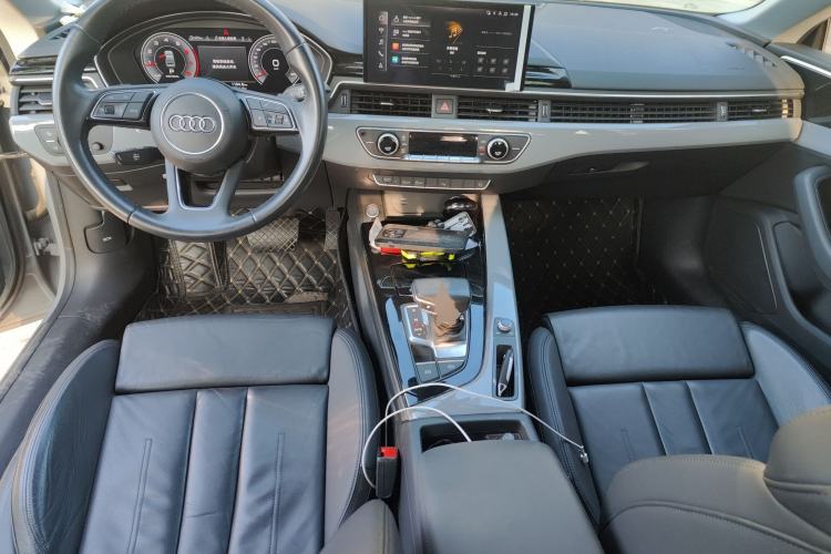 Used Audi A5 2021 Coupe 40 TFSI Fashionable and Dynamic Model Center Console