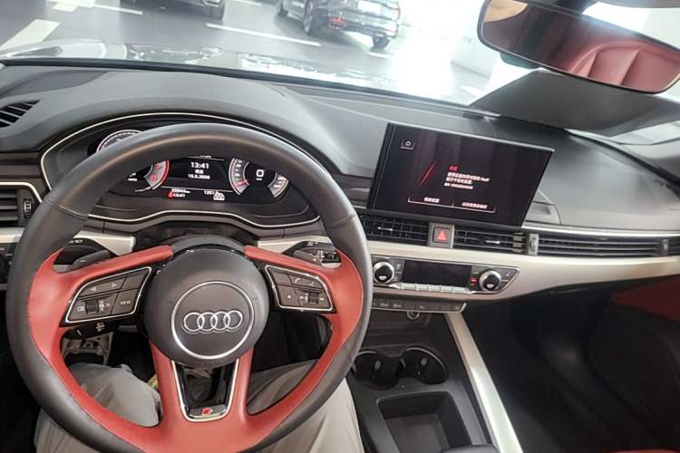 Used Audi A5 2021 Sportback 40 TFSI Fashionable and Dynamic Model Center Console