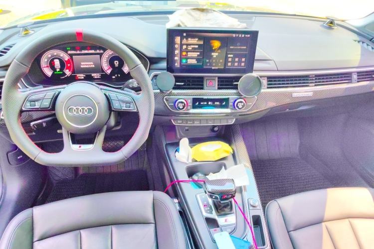 Used Audi A5 2021 Sportback 40 TFSI Fashionable and Dynamic Model Center Console
