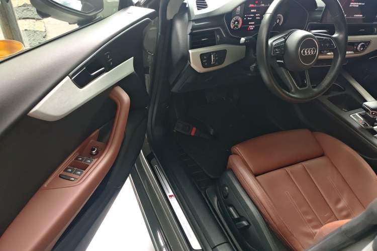 Used Audi A5 2021 Sportback 40 TFSI quattro Luxury Dynamic Model Driver Seat