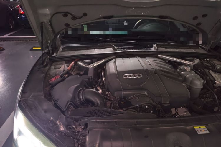 Used Audi A5 2021 Sportback 40 TFSI quattro Luxury Dynamic Model Engine Bay Right