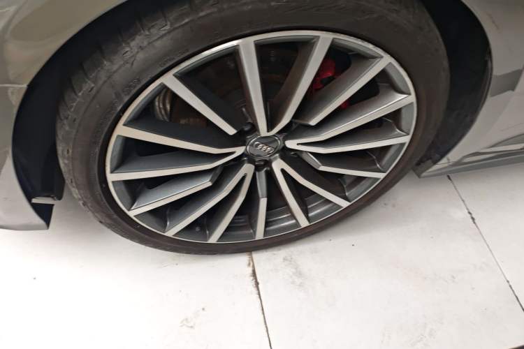 Used Audi A5 2021 Sportback 40 TFSI quattro Luxury Dynamic Model Exterior 4