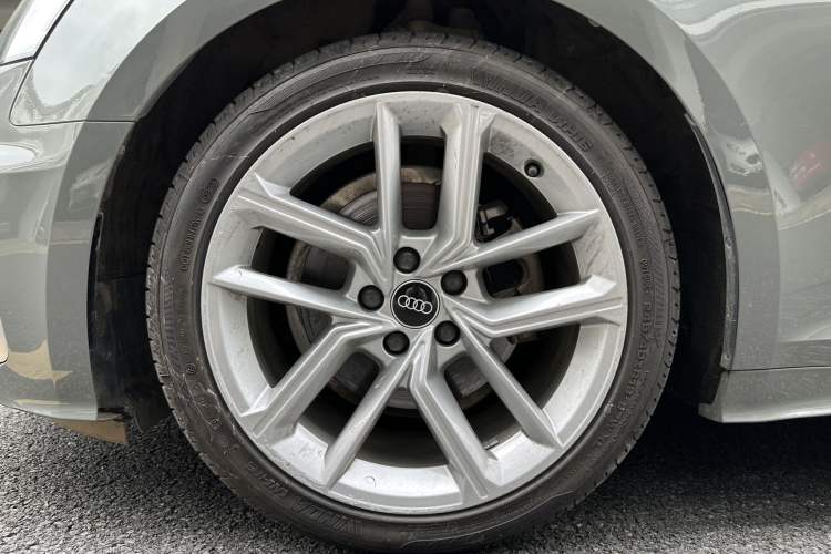 Used Audi A5 2021 Coupe 40 TFSI Fashionable and Dynamic Model Exterior 7