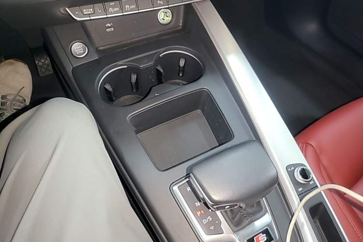 Used Audi A5 2021 Sportback 40 TFSI Fashionable and Dynamic Model Gear Lever