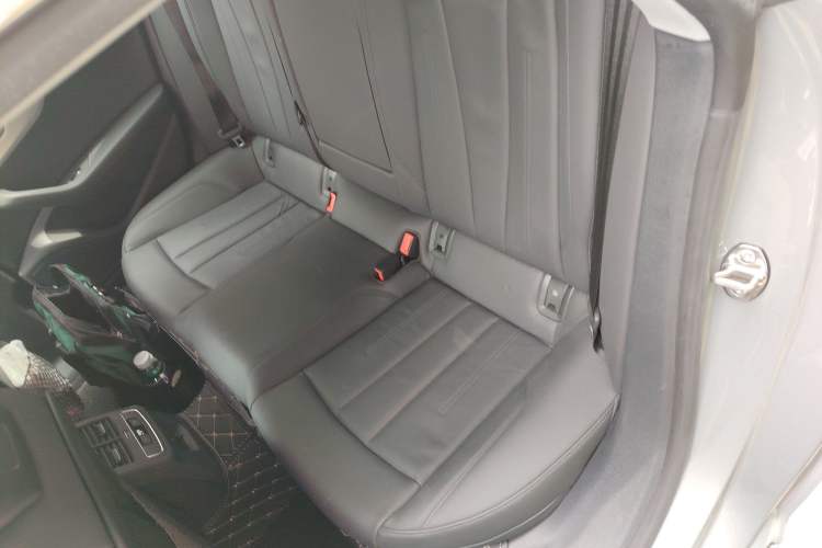 Used Audi A5 2021 Sportback 40 TFSI Fashionable and Dynamic Model Interior 4