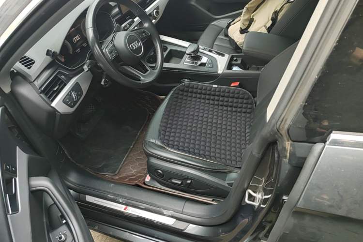 Used Audi A5 2021 Sportback 40 TFSI Stylish and Elegant Model Left Front Seat