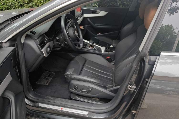Used Audi A5 2021 Sportback 40 TFSI quattro Luxury Dynamic Model Left Front Seat