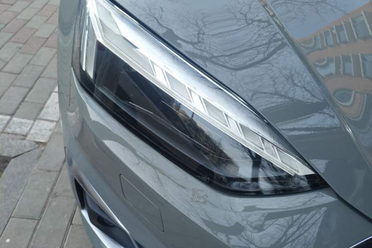 Used Audi A5 2021 Sportback 40 TFSI Stylish and Elegant Model Right Front Headlight