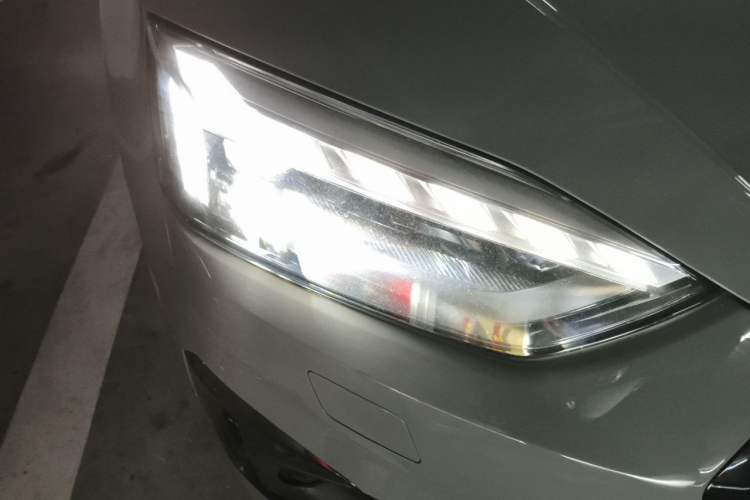 Used Audi A5 2021 Sportback 40 TFSI Stylish and Elegant Model Right Front Headlight