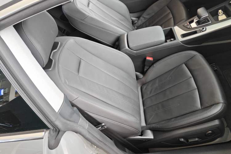 Used Audi A5 2021 Coupe 40 TFSI Fashionable and Dynamic Model Right Front Seat