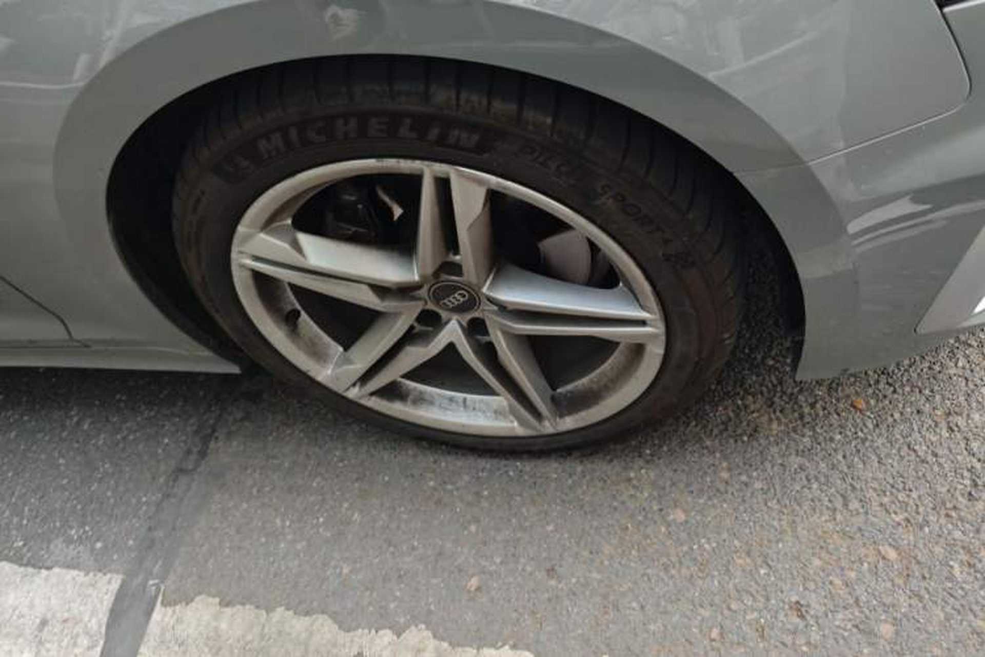 Used Audi A5 2021 Sportback 40 TFSI Fashionable and Dynamic Model Right Front Wheel Hub