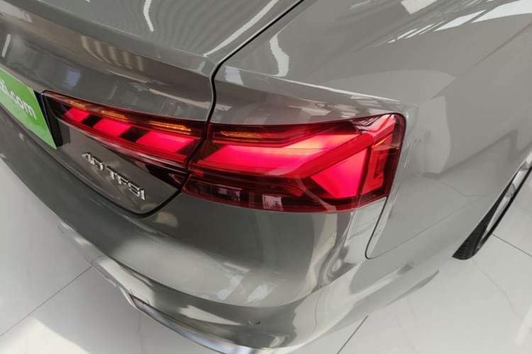 Used Audi A5 2021 Sportback 40 TFSI Stylish and Elegant Model Right Rear Taillight