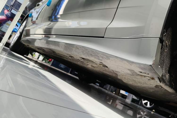 Used Audi A5 2021 Sportback 40 TFSI Stylish and Elegant Model Right Side Sill