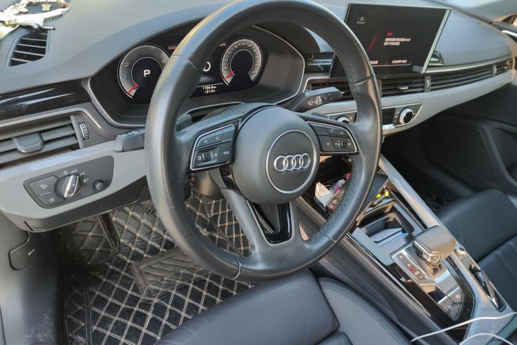 Used Audi A5 2021 Coupe 40 TFSI Fashionable and Dynamic Model Steering Wheel