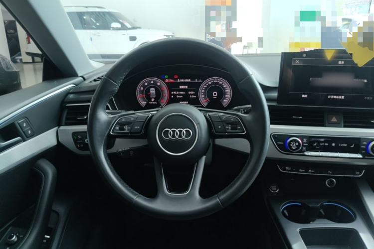 Used Audi A5 2021 Sportback 40 TFSI Stylish and Elegant Model Steering Wheel
