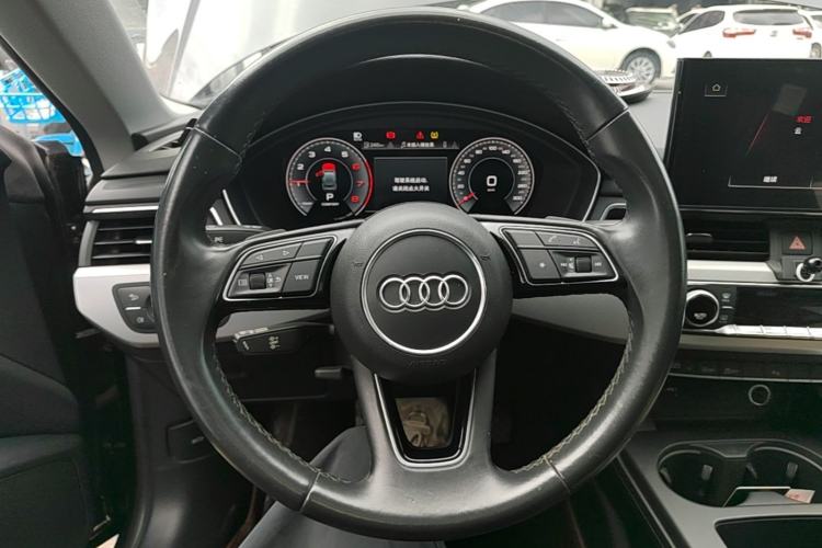 Used Audi A5 2021 Sportback 40 TFSI Stylish and Elegant Model Steering Wheel