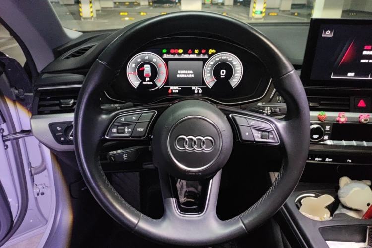 Used Audi A5 2021 Coupe 40 TFSI Fashionable and Dynamic Model Steering Wheel
