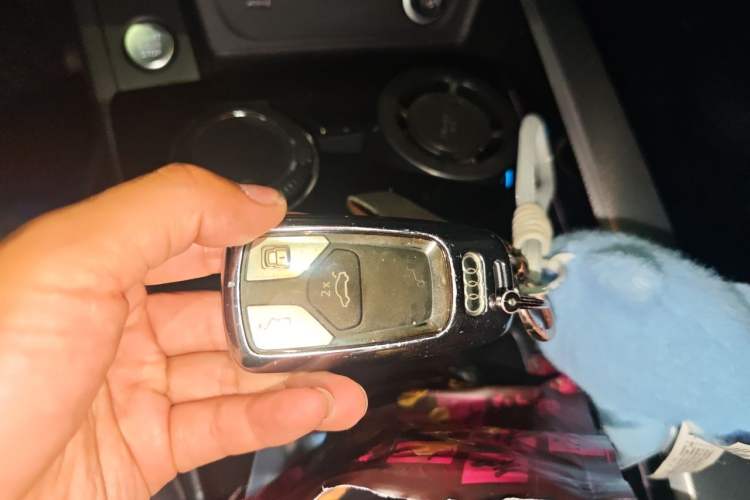 Used Audi A5 2021 Sportback 40 TFSI Fashionable and Dynamic Model Vehicle Key