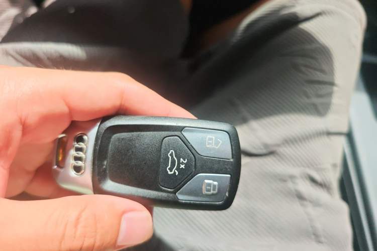 Used Audi A5 2021 Sportback 40 TFSI quattro Luxury Dynamic Model Vehicle Key