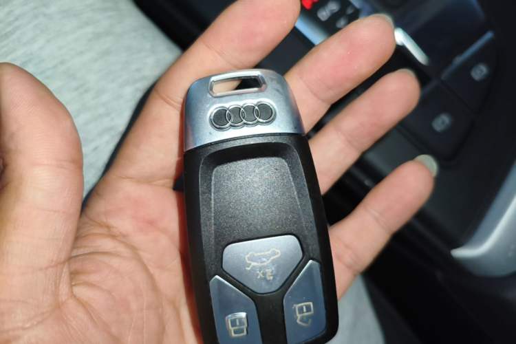 Used Audi A5 2021 Sportback 40 TFSI quattro Luxury Dynamic Model Vehicle Key