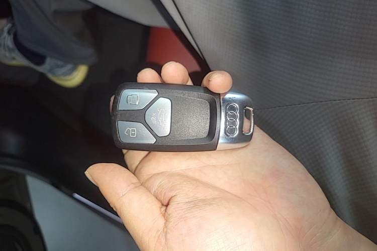 Used Audi A5 2021 Sportback 40 TFSI Fashionable and Dynamic Model Vehicle Key