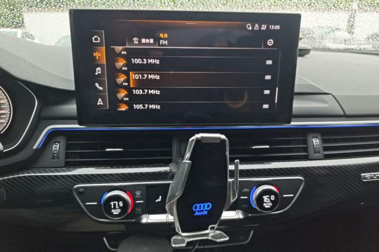 Used Audi A5 2021 Sportback 40 TFSI Fashionable and Dynamic Model Audio And AC Panel