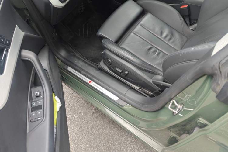 Used Audi A5 2021 Sportback 40 TFSI quattro Luxury Dynamic Model Driver Seat
